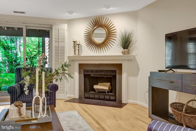 11431 Hollow Timber Way, Townhouse with 3 bedrooms, 4 bathrooms and null parking in Reston VA | Image 41