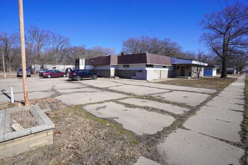 604 E Sherman Blvd, Muskegon Heights, MI, 49444-2253 | Card Image