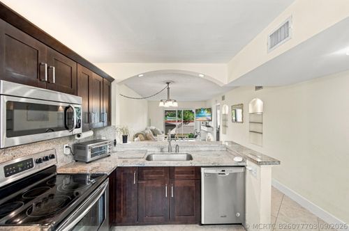 102-6585 Somerset Dr, Boca Raton, FL, 33433-7873 | Card Image