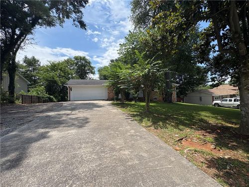 4624 Burns Rd Nw, Lilburn, GA, 30047-3508 | Card Image
