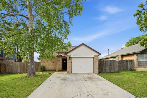 11426 Long Trl, San Antonio, TX, 78245-2710 | Card Image