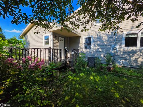 106 Spring St, Fertile, IA, 50434-7701 | Card Image
