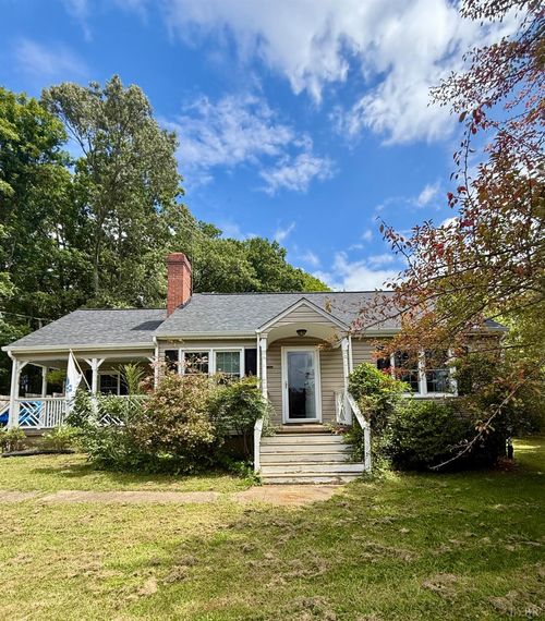 133 Reichard Dr, Madison Heights, VA, 24572-3715 | Card Image