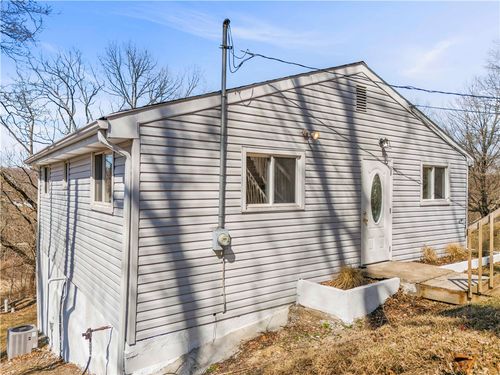 87 Wilson Ave, Cecil, PA, 15321-1175 | Card Image