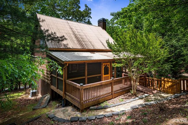 143 Kaely Dr, Home with 3 bedrooms, 3 bathrooms and null parking in Mineral Bluff GA | Image 73