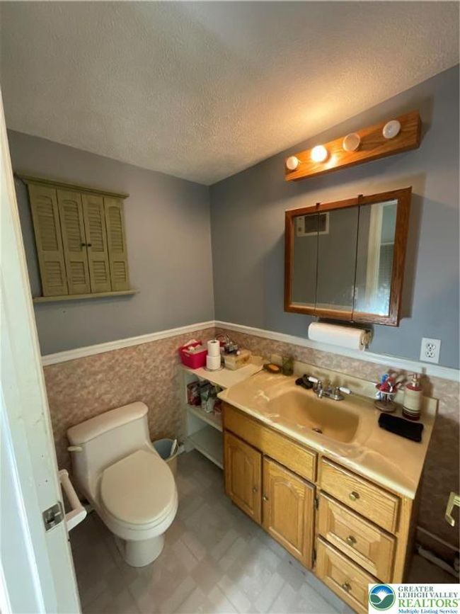 321 Campstead Cir, House other with 2 bedrooms, 2 bathrooms and null parking in Blakeslee PA | Image 23