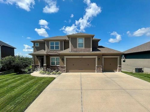 17380 Nw 130th Ter, Platte City, MO, 64079-7925 | Card Image
