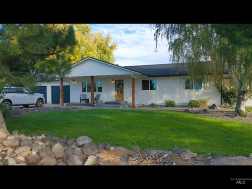 1656 State Highway 46, Gooding, ID, 83330-5115 | Card Image