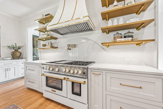 6015 Lansing Dr, House other with 5 bedrooms, 6 bathrooms and null parking in Charlotte NC | Image 4