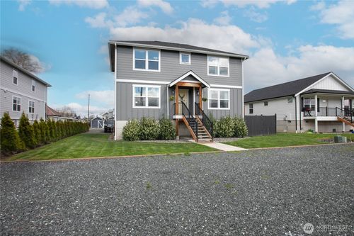226 Morton St, Sumas, WA, 98295-9656 | Card Image