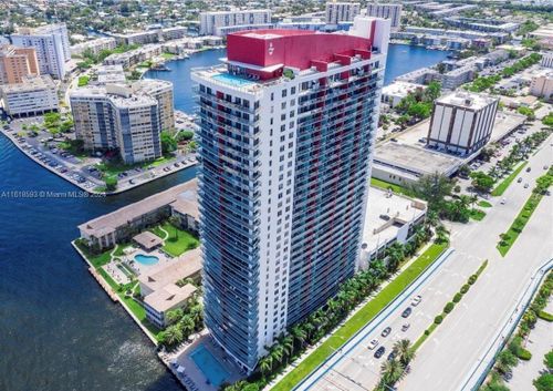 r807-2602 E Hallandale Beach Blvd, Hallandale Beach, FL, 33009-4819 | Card Image