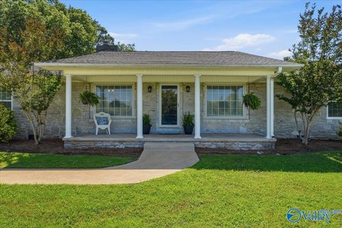 7485 Moores Mill Rd, Huntsville, AL, 35811-9212 | Card Image