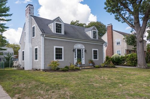 27 Gertrude Ave, Rumford, RI, 02916-1305 | Card Image