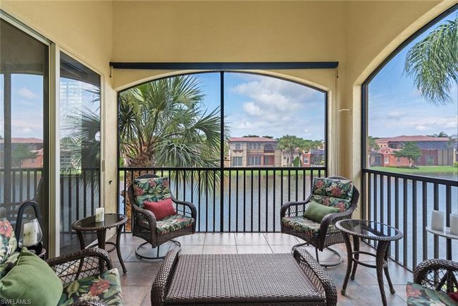 View of sunroom | Image 19