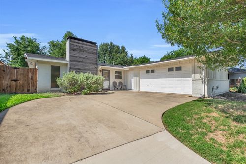 2952 Latham Dr, Dallas, TX, 75229-3720 | Card Image