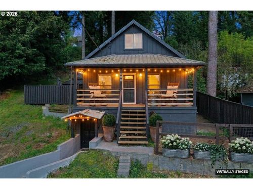 138 Se Shafford St, Estacada, OR, 97023-8551 | Card Image