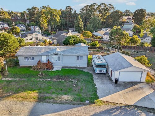 2704 Ridge Rd, San Pablo, CA, 94806-3237 | Card Image