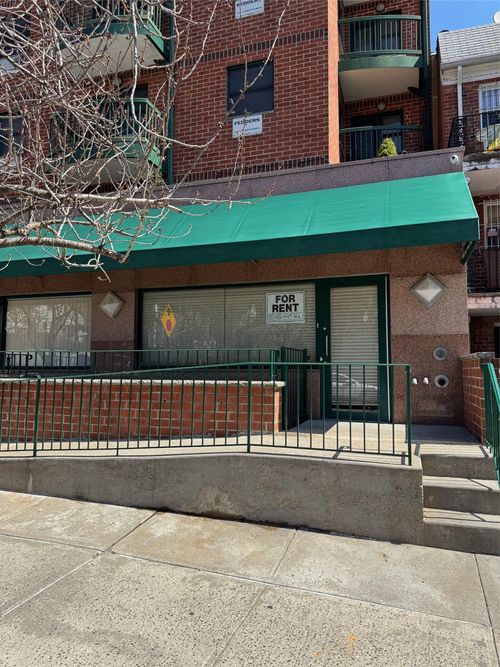 ste-m1-8371 116th St, Richmond Hill, NY, 11418-3460 | Card Image