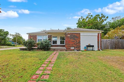 1837 S Drollinger, Wichita, KS, 67218 | Card Image