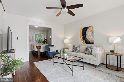 18 Vernon Rd, HAVERTOWN, PA, 19083-4502 | Card Image