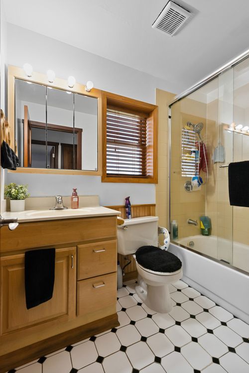 3110 Timber Hill Ln, Aurora, IL, 60504-5965 | Card Image