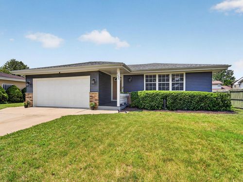 7004 60th Avenue, Kenosha, WI, 53142 | Card Image