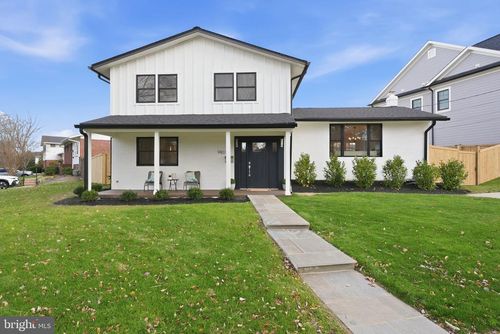 9803 De Paul Dr, BETHESDA, MD, 20817-1707 | Card Image