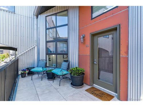 201-3195 Blake St, Denver, CO, 80205-2378 | Card Image