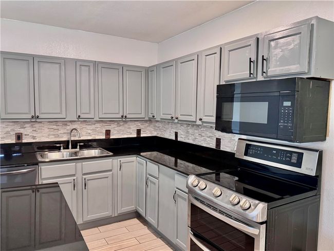 1222 S 4 Th St, House other with 3 bedrooms, 2 bathrooms and null parking in Rogers AR | Image 10