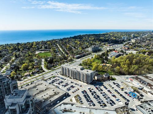 ph01-3650 Kingston Rd, Scarborough, ON, M1M3X9 | Card Image