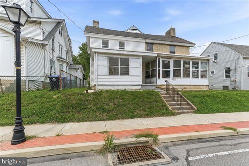 2103 Chichester Ave, UPPER CHICHESTER, PA, 19061-3739 | Card Image