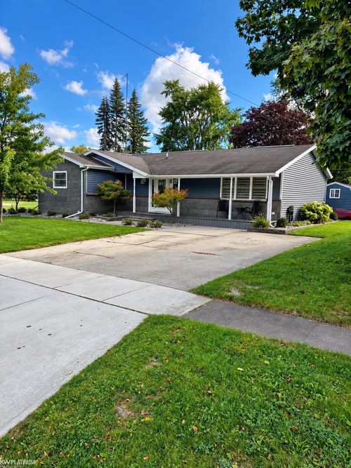 45 Maude St, Elkton, MI, 48731-5116 | Card Image