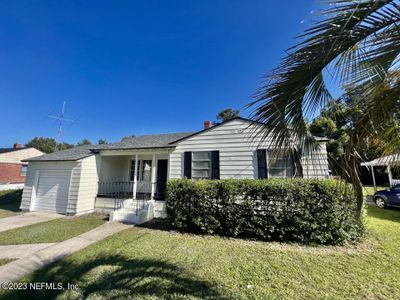 8037 Wakefield Avenue, House other with 3 bedrooms, 1 bathrooms and null parking in Jacksonville FL | Image 2