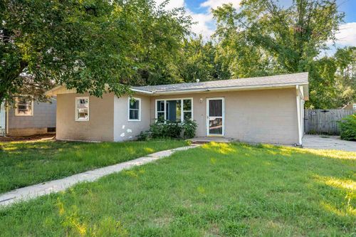 319 W Ruth St, Moundridge, KS, 67107-7152 | Card Image