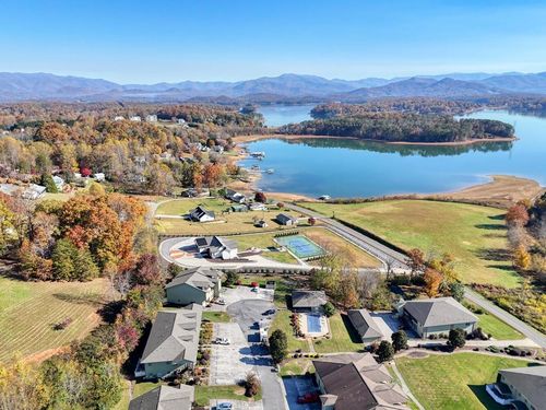 1727 Watercrest Way, Young Harris, GA, 30582-6919 | Card Image