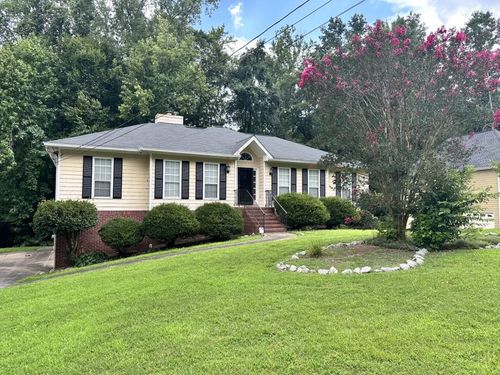 2051 Oakcreek Dr, Lithia Springs, GA, 30122-2780 | Card Image