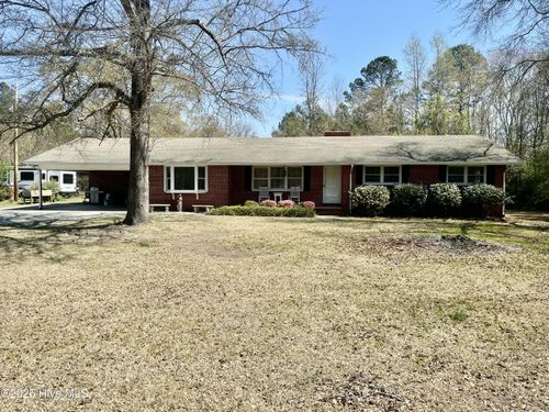 10818 Old Lumberton Rd, Evergreen, NC, 28438-9302 | Card Image