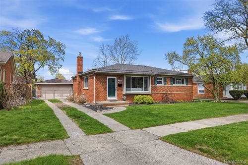 35314 Richland St, Livonia, MI, 48150-2657 | Card Image