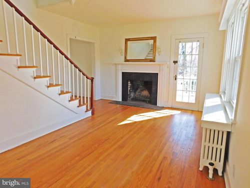 641 Old Meetze Rd, WARRENTON, VA, 20186-3834 | Card Image