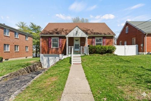 7158 Dunn Rd, Anderson Twp, OH, 45230-4113 | Card Image