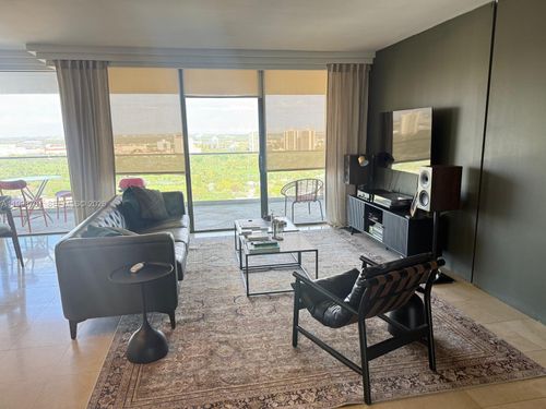 apt-28c-19707 Turnberry Way, Aventura, FL, 33180-2507 | Card Image