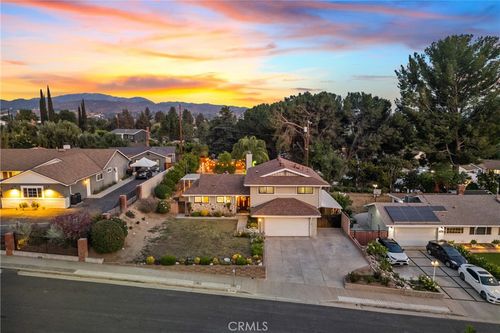 11550 Jeff Ave, Sylmar, CA, 91342-6827 | Card Image