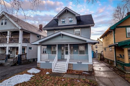 2052 W 89th St, Cleveland, OH, 44102-3818 | Card Image