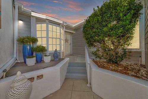 504 Woodstork Cir, BRADENTON, FL, 34209-7392 | Card Image