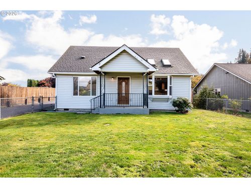 2052 40th Ave, LONGVIEW, WA, 98632 | Card Image
