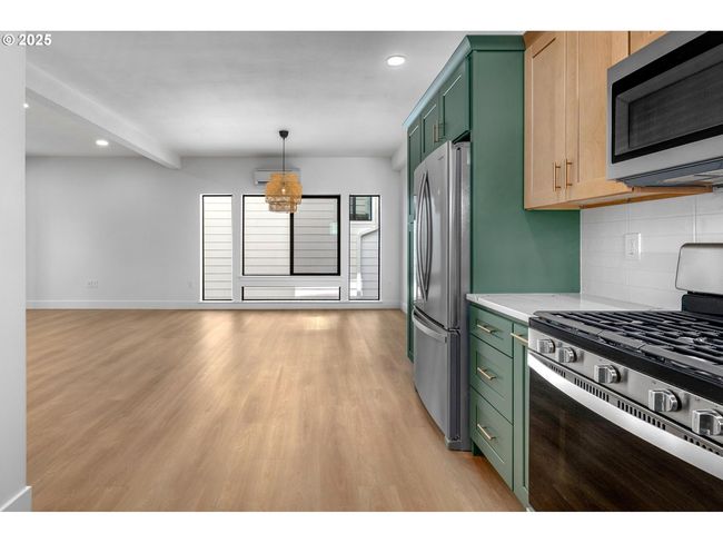 10731 Ne Fremont St, Condo with 4 bedrooms, 4 bathrooms and 1 parking in Portland OR | Image 21