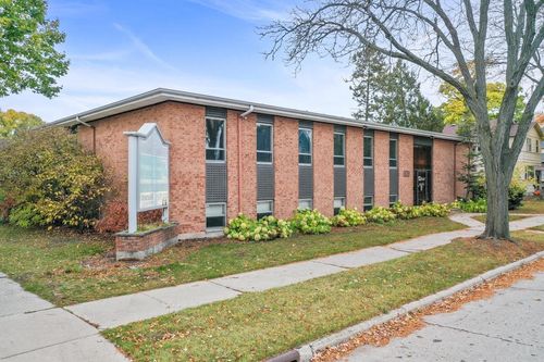 828 Cherry Street, GREEN BAY, WI, 54301 | Card Image