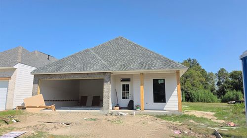 41106 Garden Ct, Gonzales, LA, 70737-8945 | Card Image