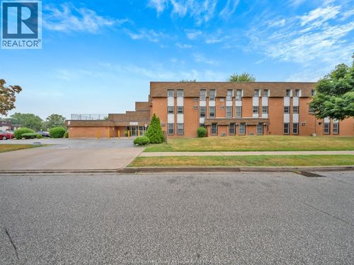 250-6211 Thornberry Cres, Windsor, ON, N8T3A5 | Card Image