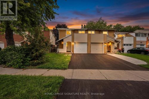 5950 Chidham Cres, Mississauga, ON, L5N2R9 | Card Image